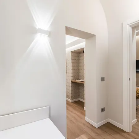 公寓 The Rent - Atmosphere And Romance: One-bedroom Just Steps From The Colosseum