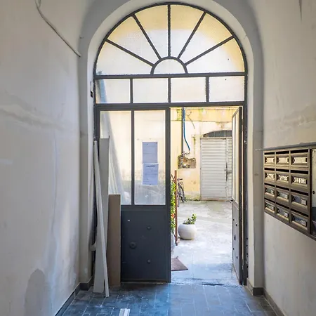 The Rent - Atmosphere And Romance: One-bedroom Just Steps From The Colosseum 公寓 罗马