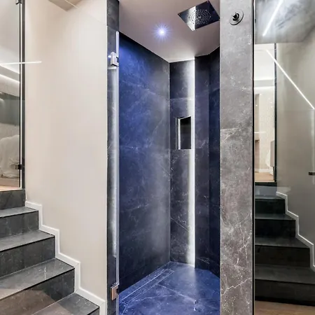 The Rent - Atmosphere And Romance: One-bedroom Just Steps From The Colosseum 公寓 罗马